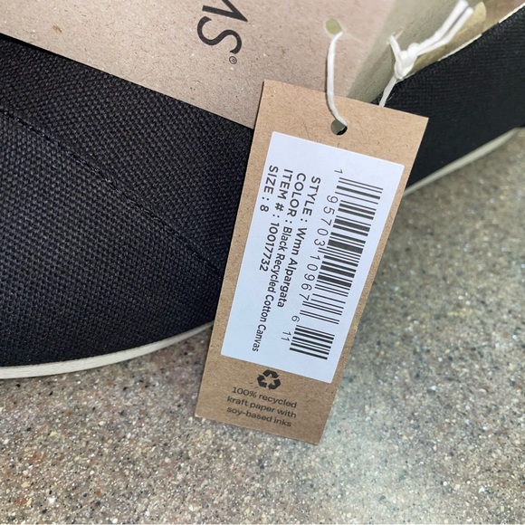 🆕 Tom’s Black Size 8 Classic Canvas Alpargatas - Picture 5 of 8